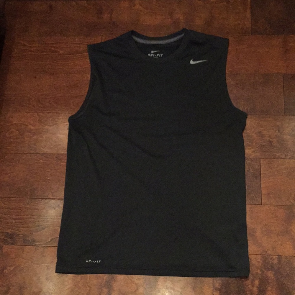 Nike workout tank